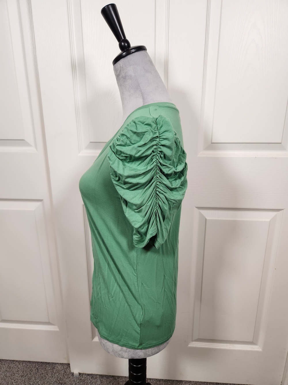 Express Green V-Neck Ruffle Sleeve Tee - Picture 2 of 4
